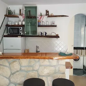 https://apartments-lopar-story.primorje-gorskikotar.com